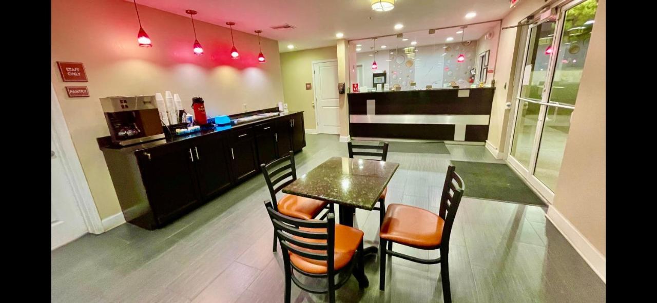 Garden Inn & Suites Little Rock Buitenkant foto